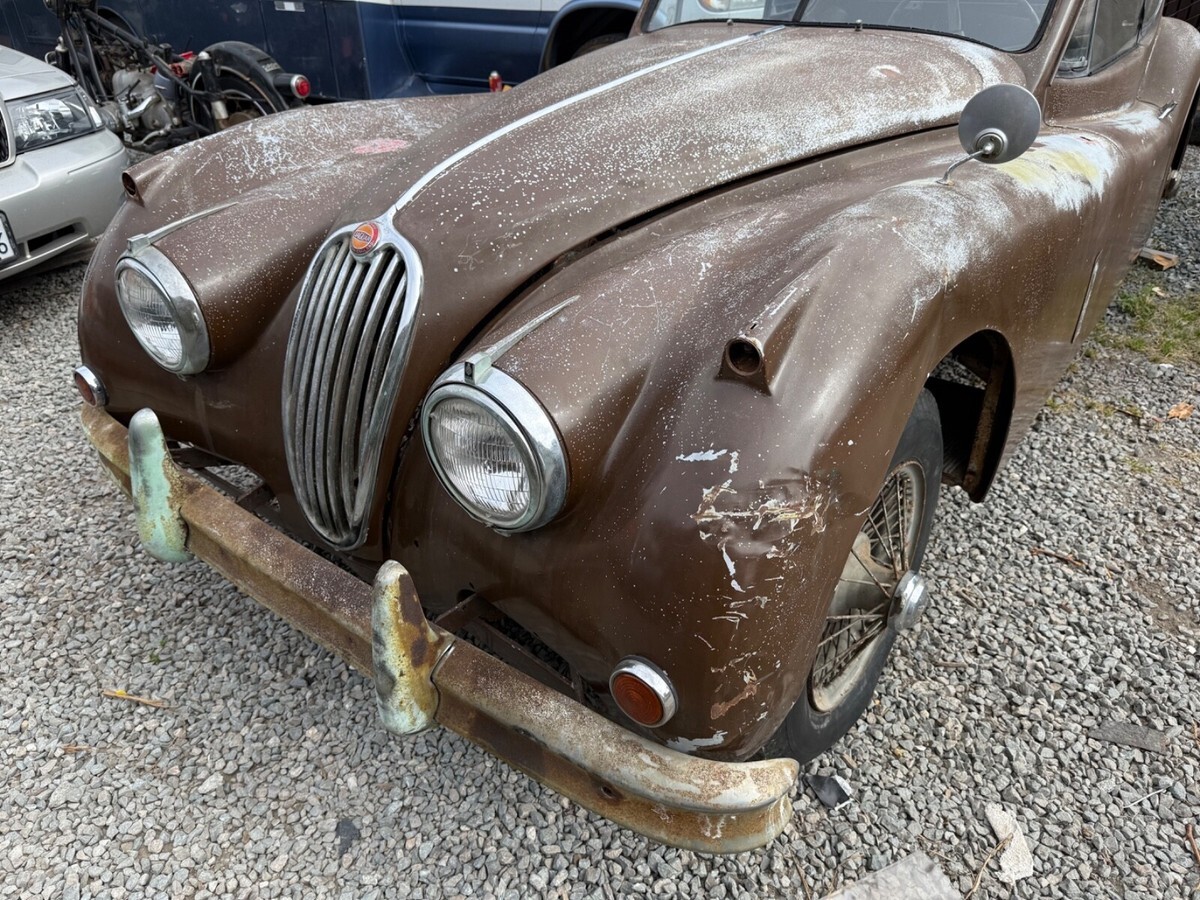 1957 Jaguar XK140 - photo 2
