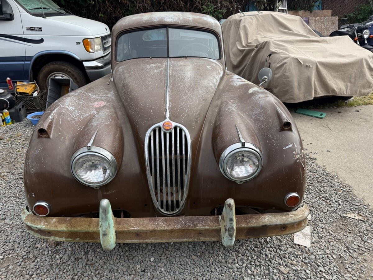 1957 Jaguar XK140 - photo 3