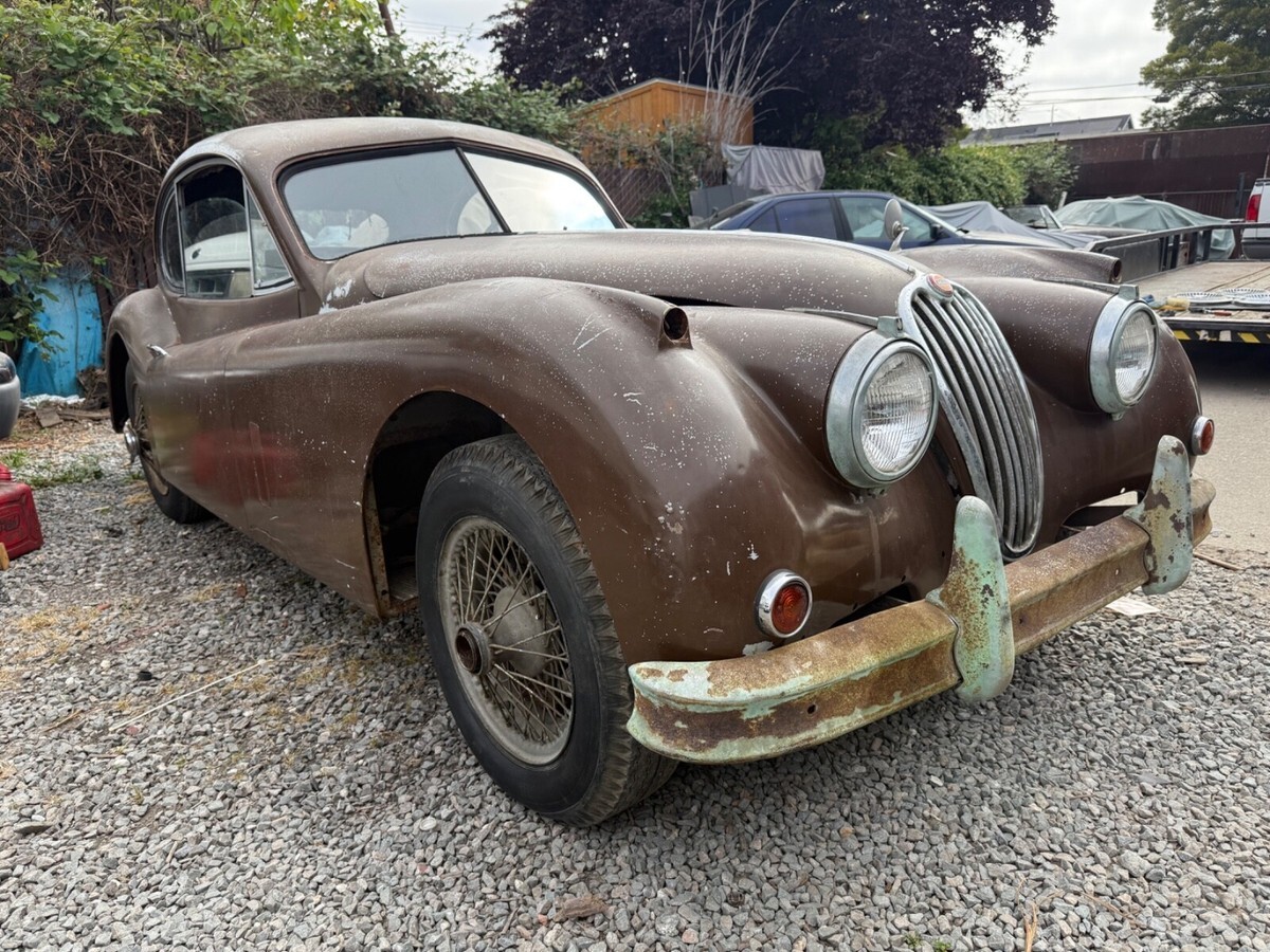 1957 Jaguar XK140 - photo 4