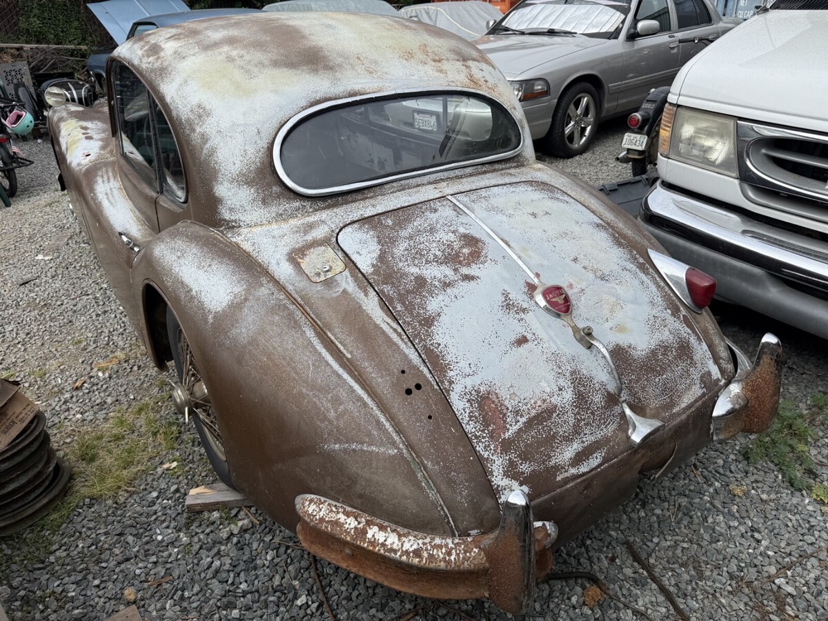 1957 Jaguar XK140 - photo 8