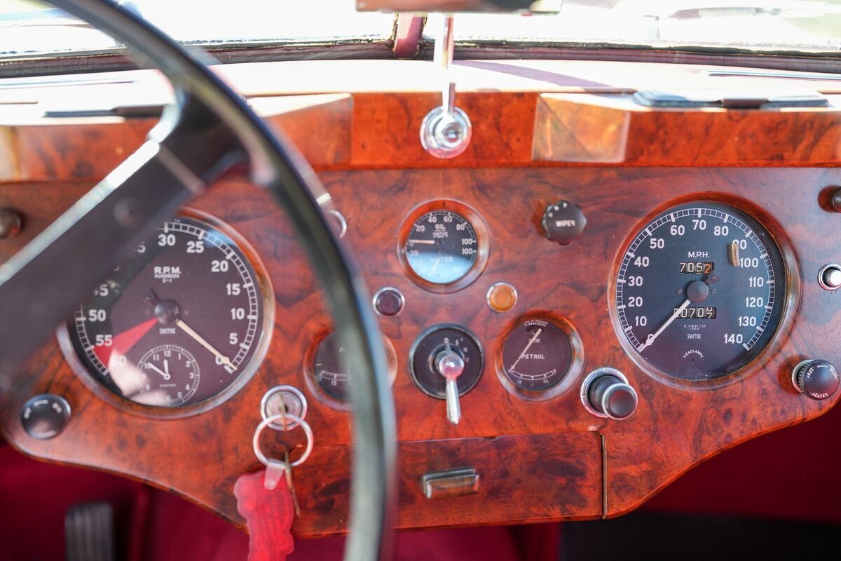 1957 Jaguar XK140 - photo 4