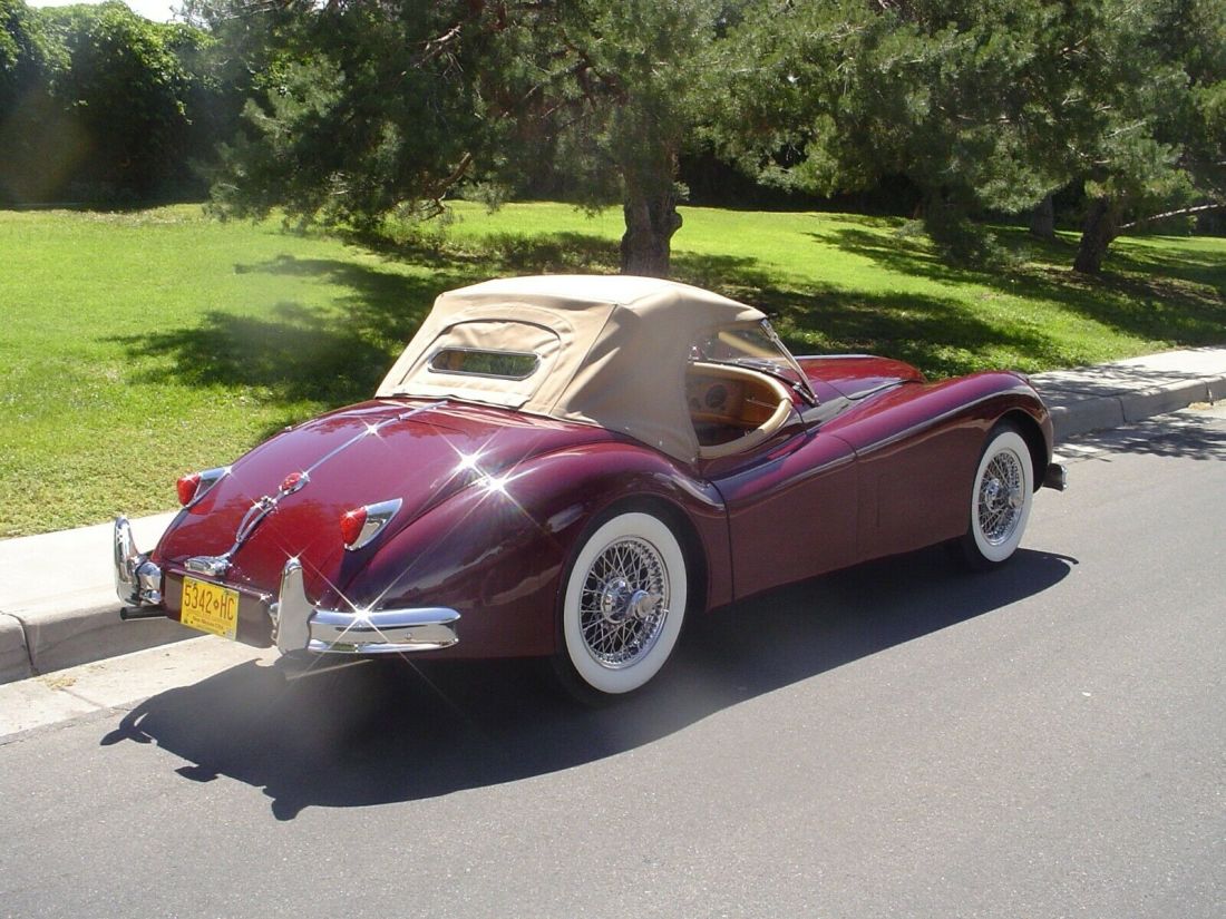 1957 Jaguar XK - photo 2