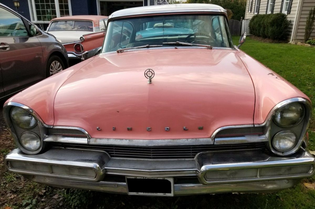 1957 Lincoln Premier - photo 3