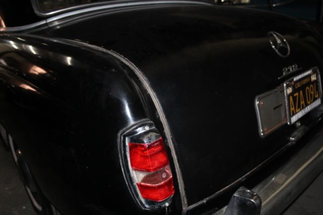 1957 Mercedes 219 looks like 220 Ponton 1956 1955 1954 1953 1952 200 1959 1958 1957 Mercedes-Benz 200-Series