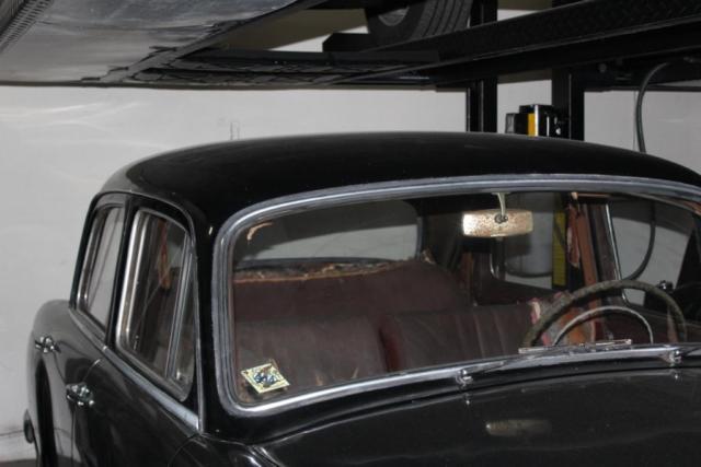 1957 Mercedes-Benz 200-Series - photo 2