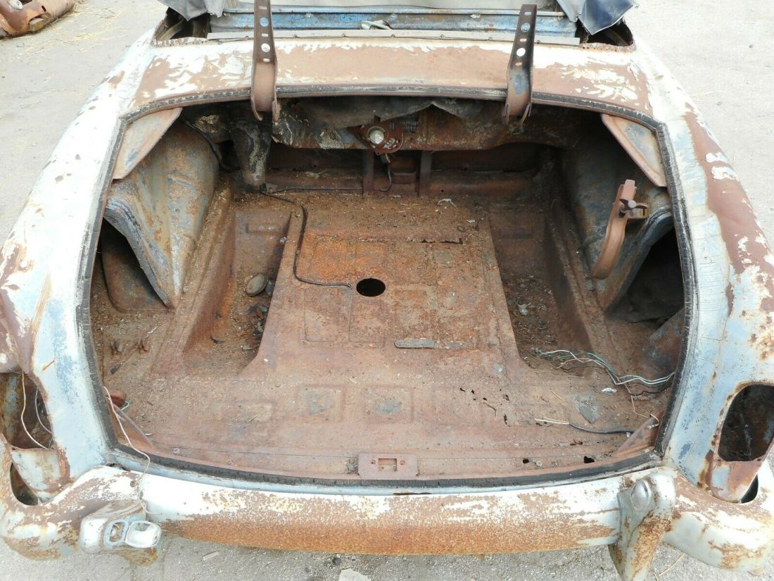1957 Mercedes-Benz 200-Series No Reserve Sold on CA Acquisition Bill of Sale - photo 9