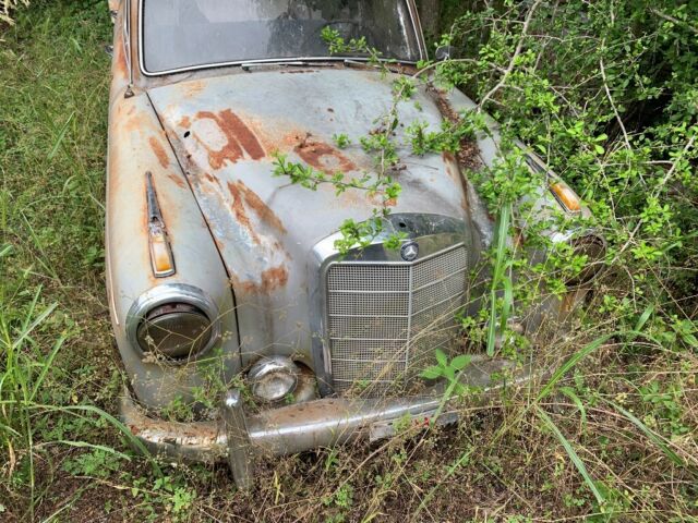 1957 Mercedes-Benz 200-Series 200 - photo 3