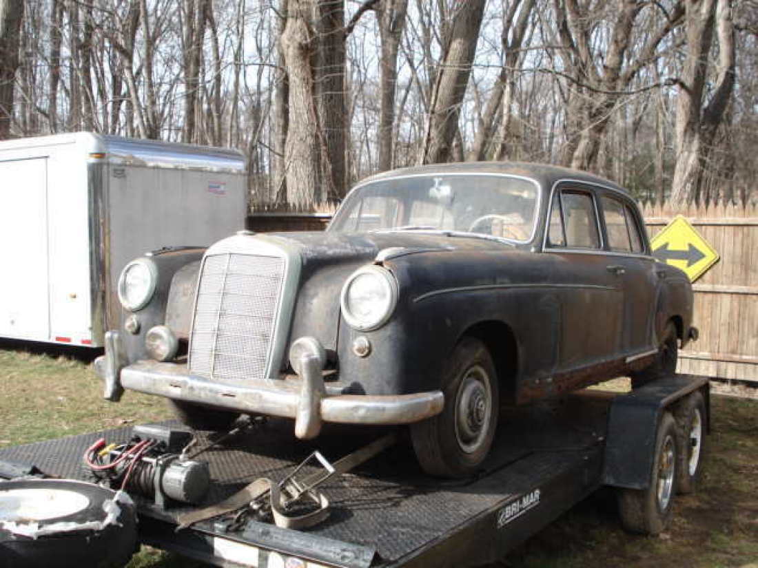 1957 Mercedes-Benz 200-Series - photo 2