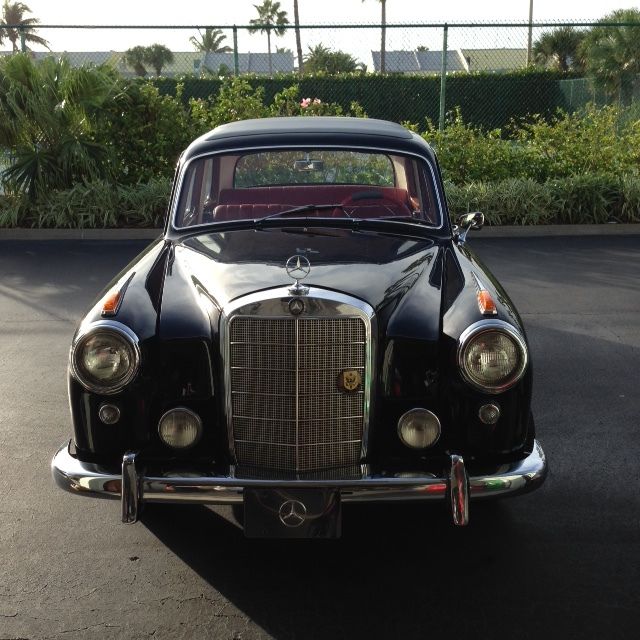 1957 Mercedes-Benz 200-Series 219, sport sedan - photo 4