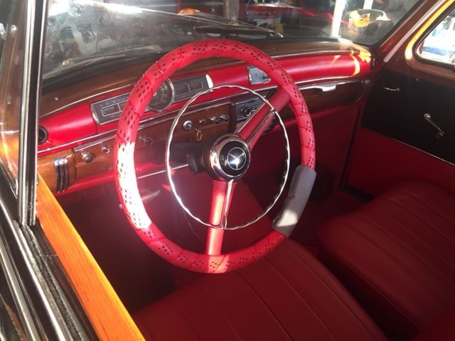 1957 Mercedes-Benz 200-Series 219, sport sedan - photo 3