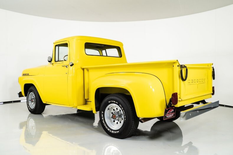 1957 Mercury M100 (Canadian Marque Ford F100) - photo 10