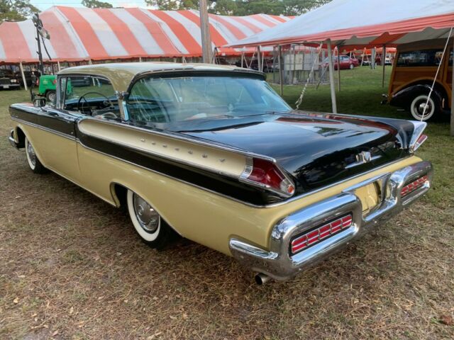 1957 Mercury Montclair - photo 2