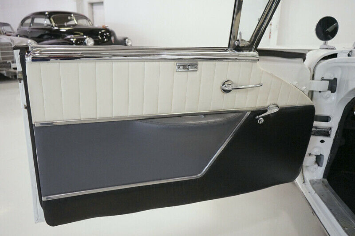 1957 Mercury Montclair Convertible - photo 12
