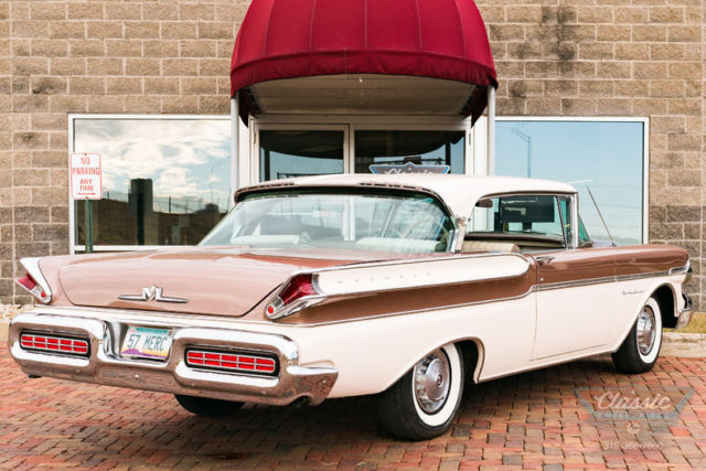 1957 Mercury Montclair Phaeton Hardtop - photo 2