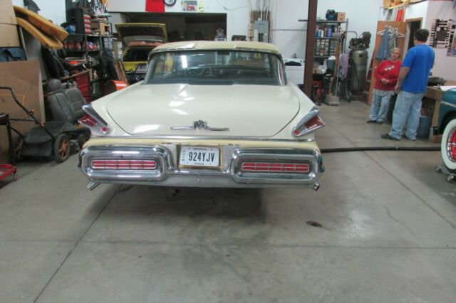 1957 Mercury Monterey - photo 2