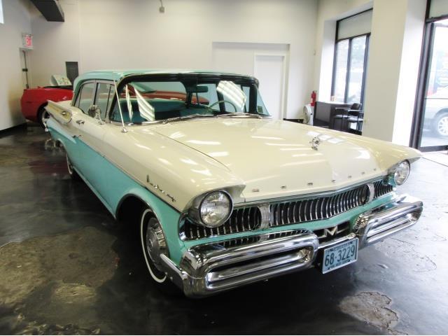 1957 Mercury Monterey Sedan - photo 4