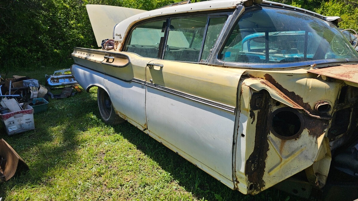 1957 Mercury Turnpike Cruiser - photo 3