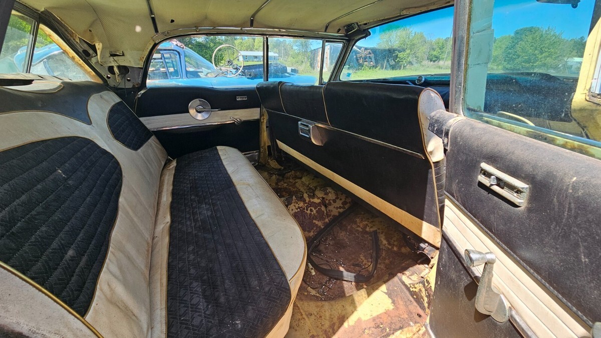 1957 Mercury Turnpike Cruiser - photo 4