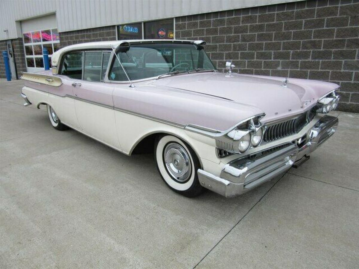 1957 Mercury Turnpike Cruiser 4 Door Sedan - photo 2