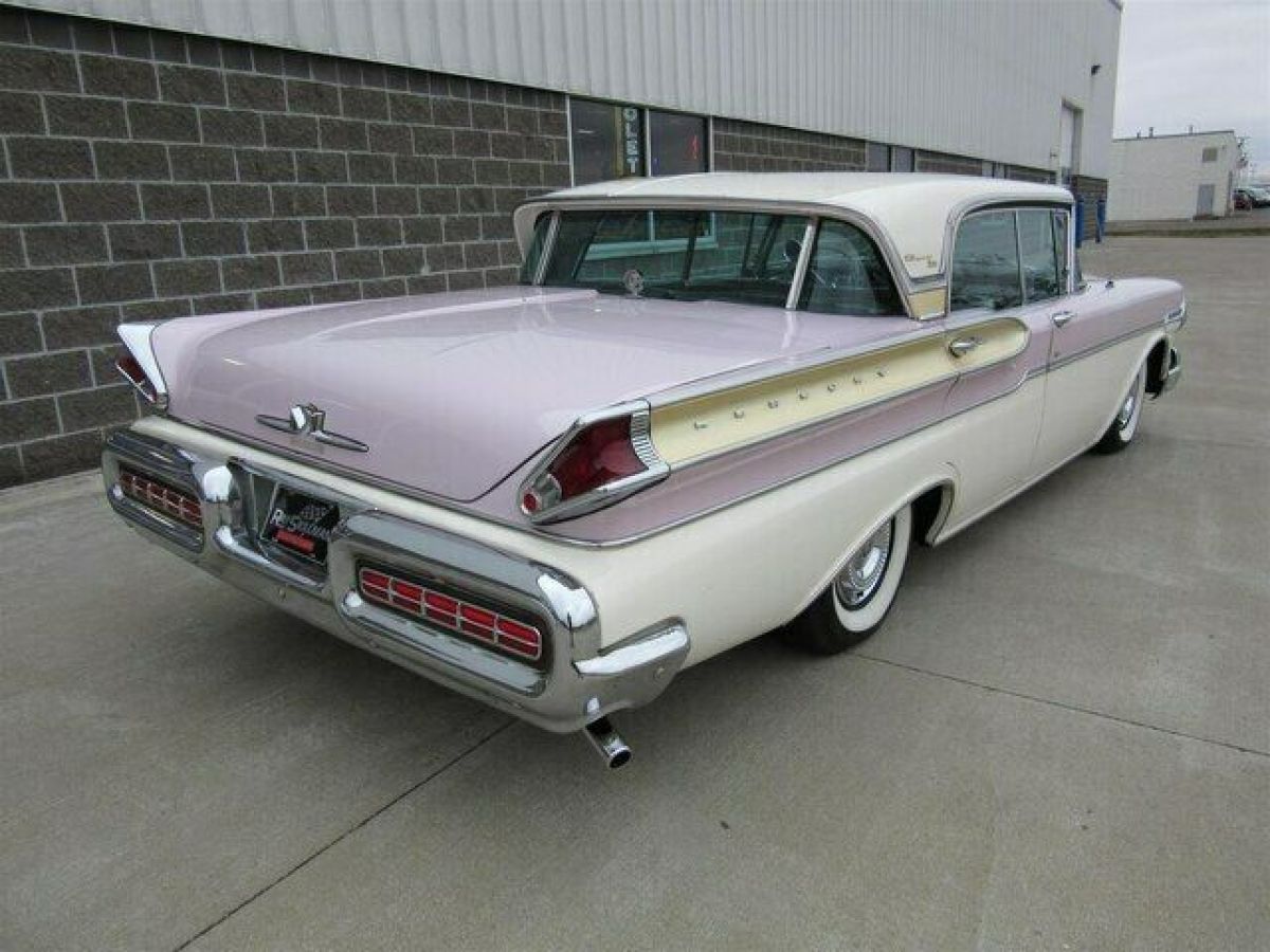 1957 Mercury Turnpike Cruiser 4 Door Sedan - photo 7
