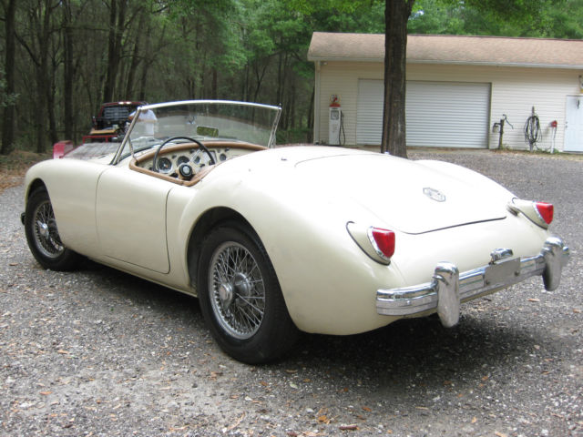 1957 MG MGA 2-door - photo 4