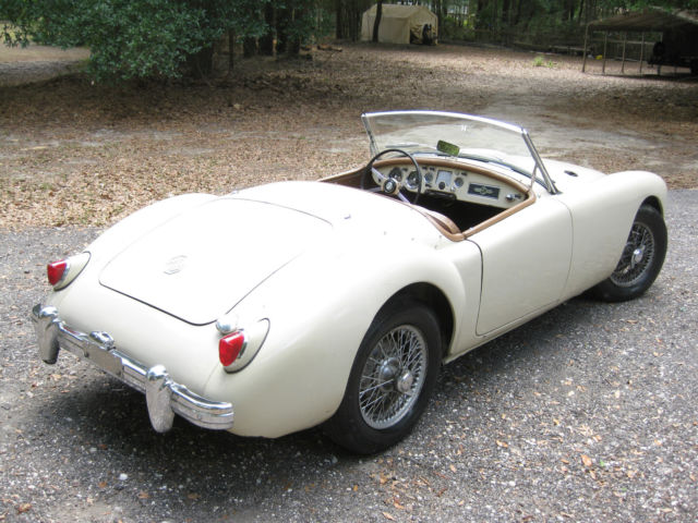 1957 MG MGA 2-door - photo 7