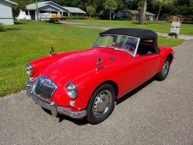 1957 MG MGA BEAUTIFUL RED FLORIDA ROADSTER VERY RARE 2 SEATER CONVERTIBLE LHD 1957 MG MGA --