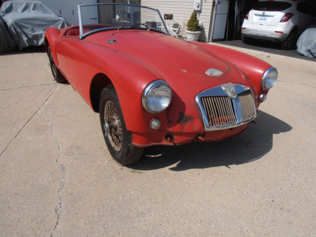 1957 MG MGA Roadster Convertible with wire wheels - photo 3