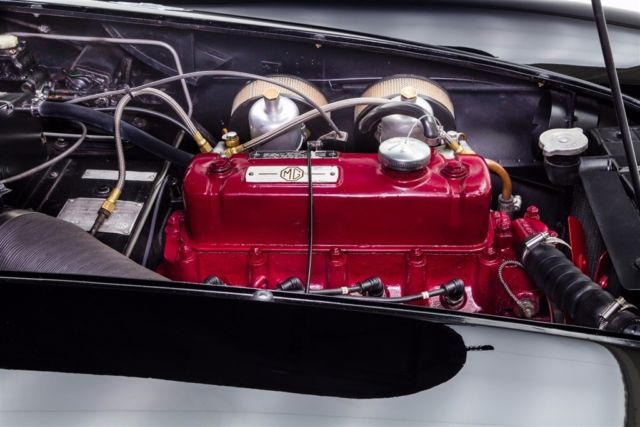 1957 MG MGA Roadster Black Twin Carbs 2 tops - photo 6