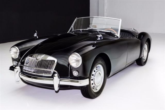 1957 MG MGA Roadster Black Twin Carbs 2 tops - photo 7