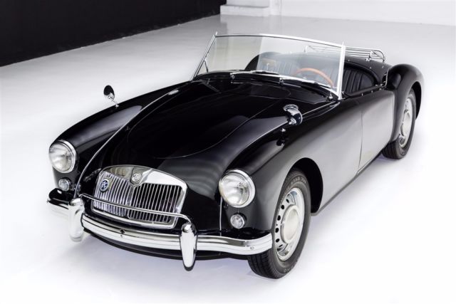 1957 MG MGA Roadster Black Twin Carbs 2 tops - photo 9