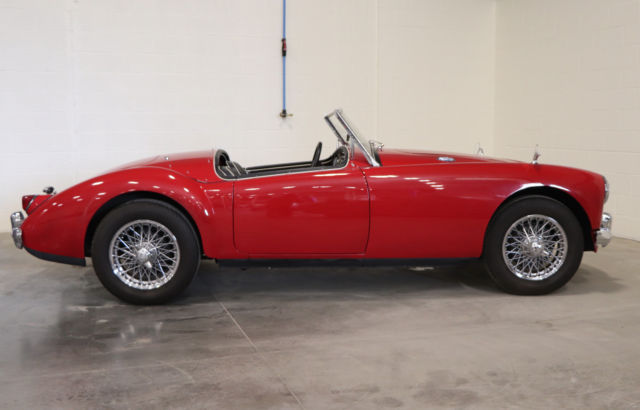 1957 MG MGA - photo 2