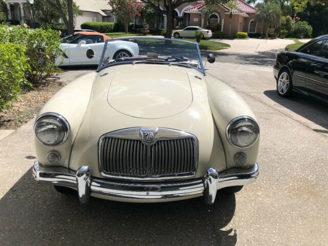 1957 MG MGA - photo 3
