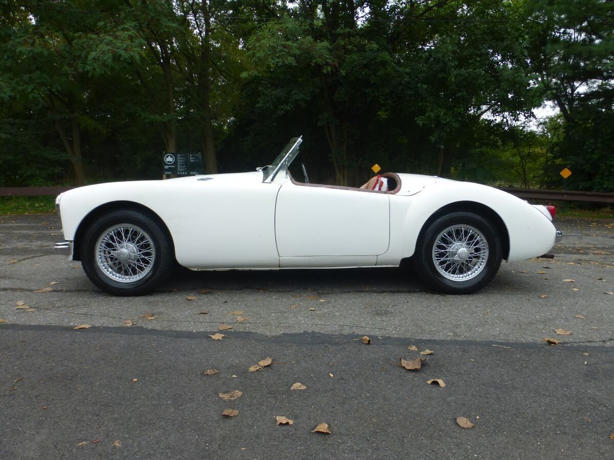 1957 MG MGA Arizona Car Runs and Drives - photo 2