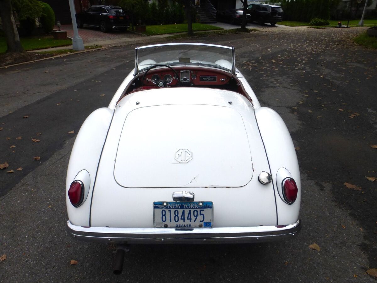 1957 MG MGA Arizona Car Runs and Drives - photo 3