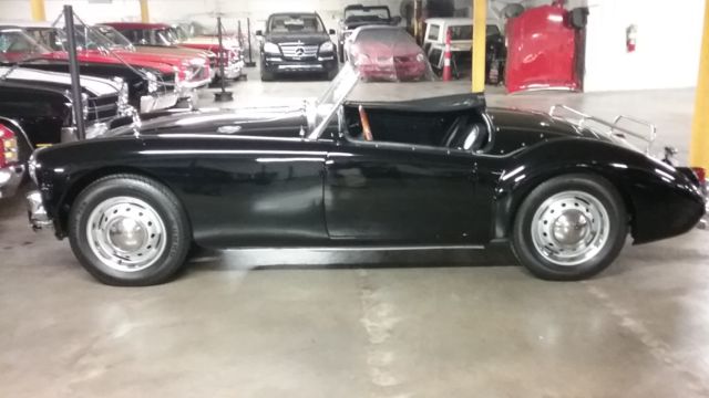 1957 MG MGA Triple BLACK - photo 2