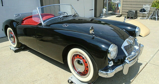 1957 MGA Roadster with Removeable Hard top 1957 MG MGA