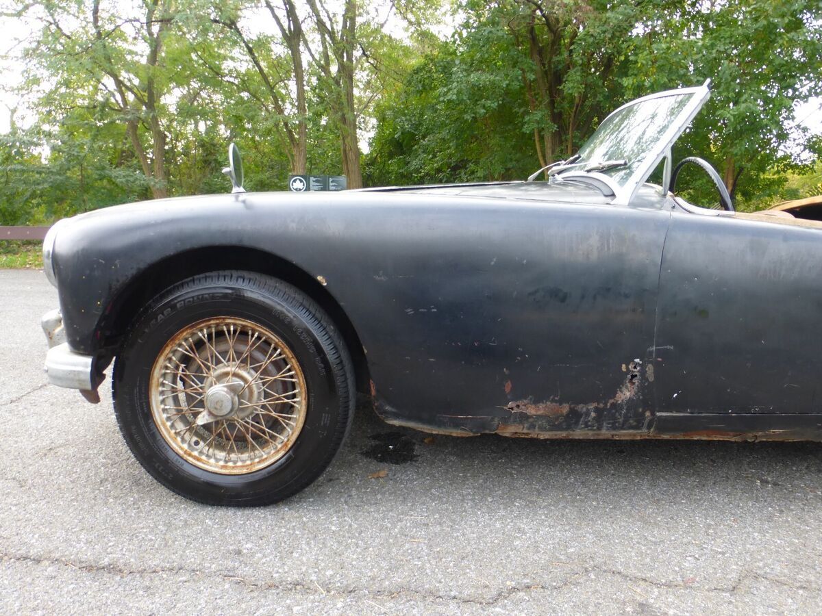 1957 MG MGA Runs and Drives for Restoration - photo 9