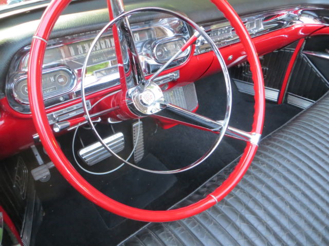 1957 Cadillac Eldorado Biarritz - photo 2