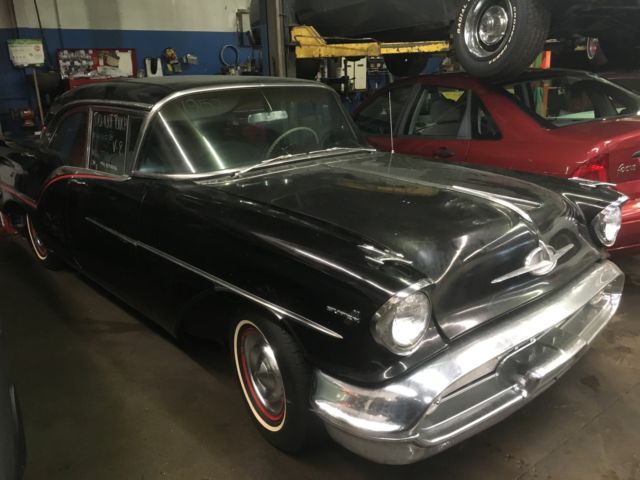 1957 Oldsmobile Eighty-Eight Super 88 - photo 2