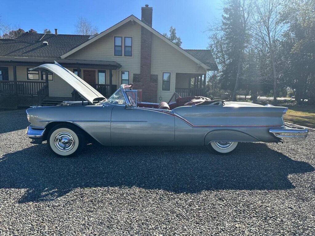 1957 Oldsmobile Super 88 Super 88 Convertible - photo 3