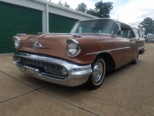 1957 OLDSMOBILE 88 FIESTA 4DR HARDTOP CHEVROLET 1956 1957 1958 1957 Oldsmobile Eighty-Eight