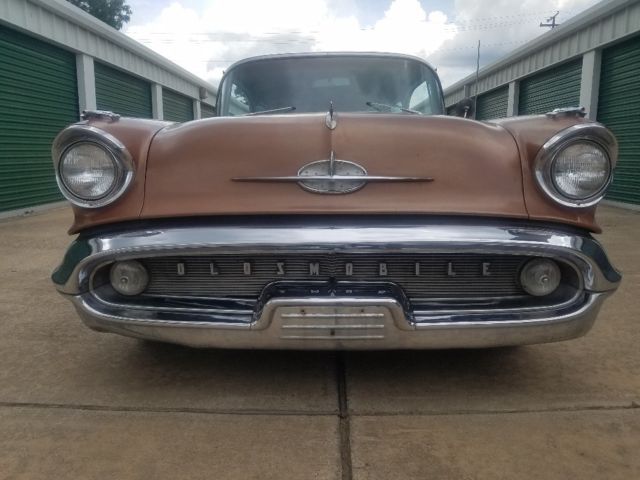 1957 Oldsmobile Eighty-Eight - photo 2