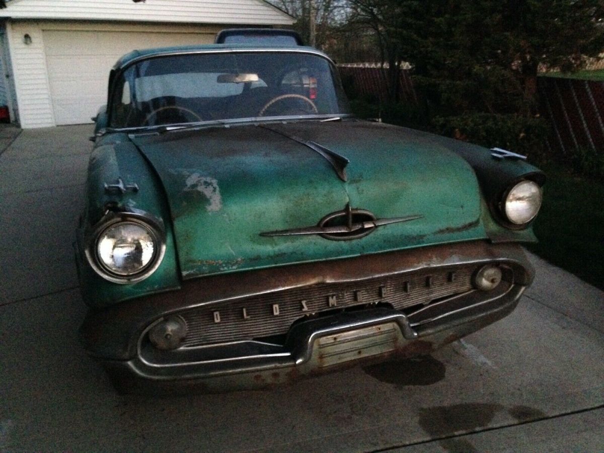 1957 Oldsmobile 88 ,Golden Rocket 4 Door Hardtop 1957 Oldsmobile Eighty-Eight