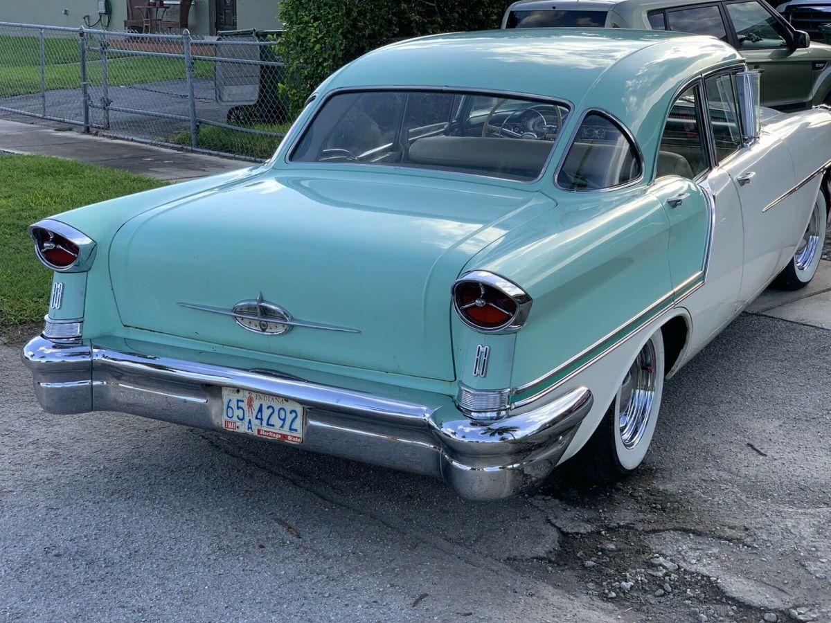 1957 Oldsmobile 88 - photo 4