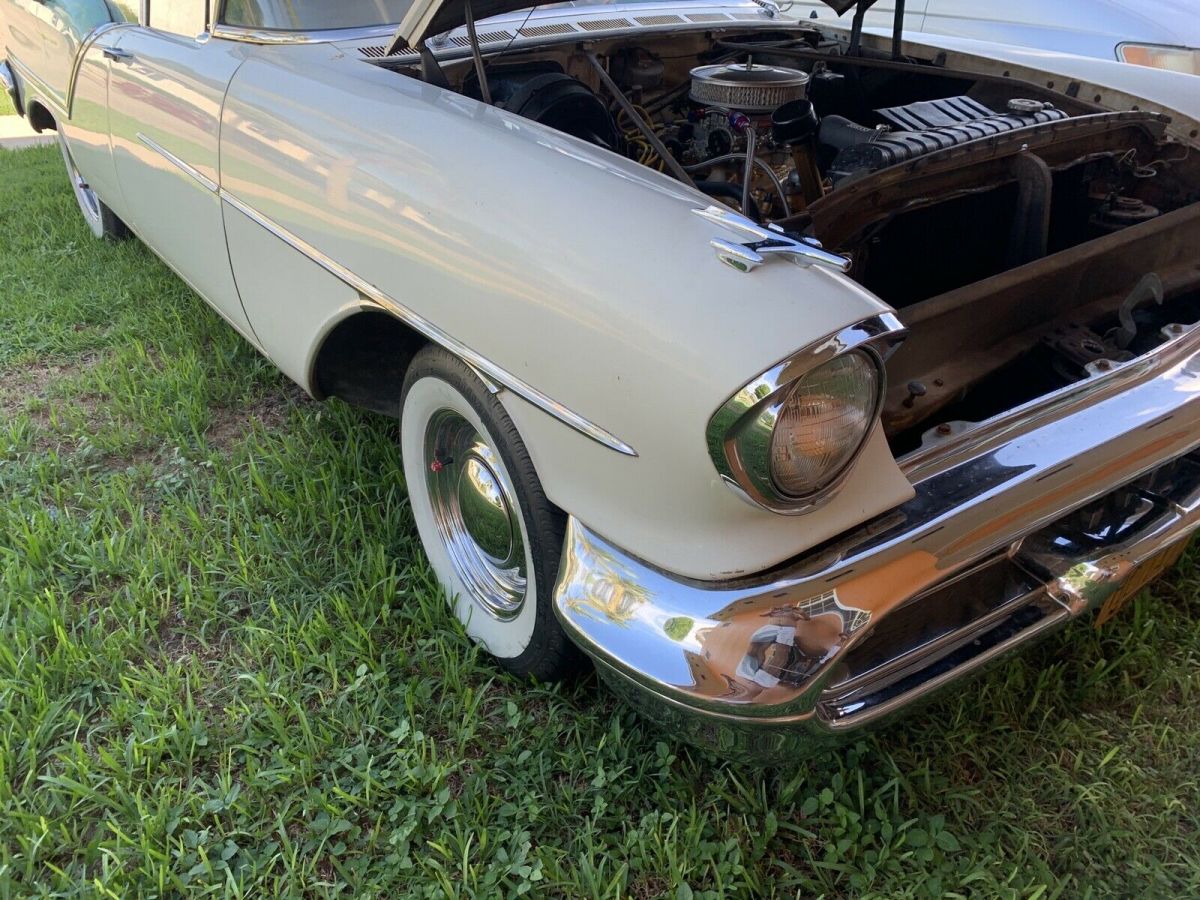 1957 Oldsmobile 88 - photo 7