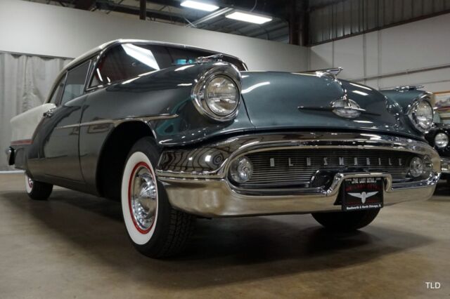 1957 Oldsmobile 88 J-2 Holiday Hardtop Coupe - photo 3