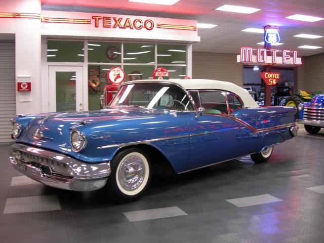 1957 Oldsmobile Ninety-Eight - photo 2