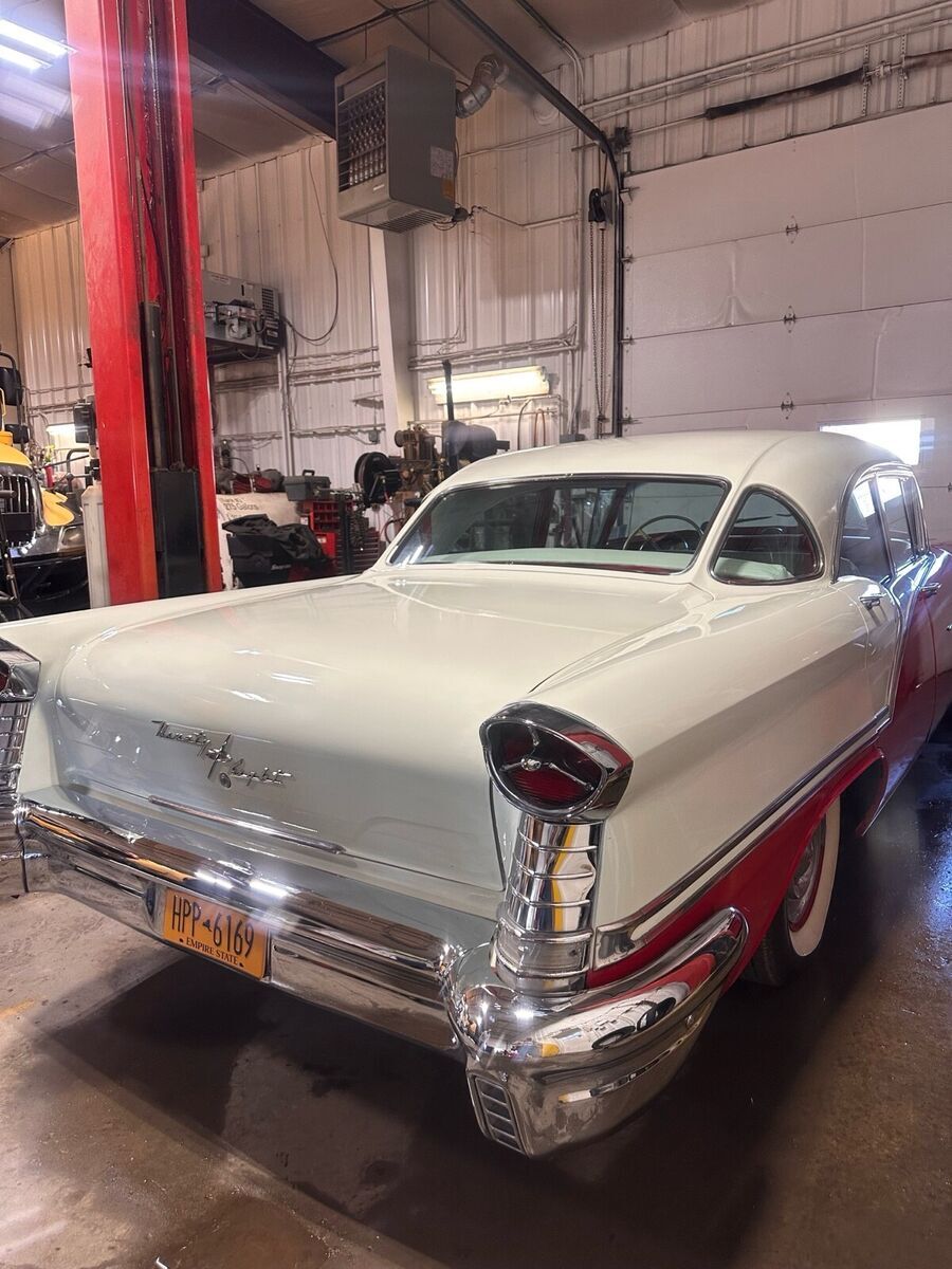 1957 Oldsmobile 98 - photo 8
