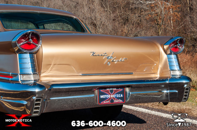 1957 Oldsmobile Starfire 98 Holiday Deluxe Deluxe - photo 11